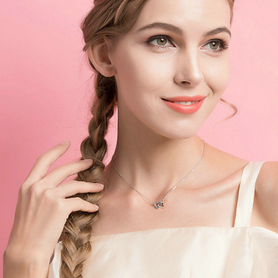 Collar Corazones Conectados de Plata